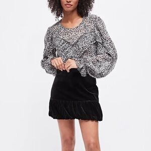 NWT ASOS Topshop Women's Long Sleeve Top Black Floral Ruffle Blouse Size 8